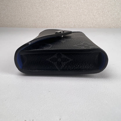 Louis Vuitton Black Small goods A-17663