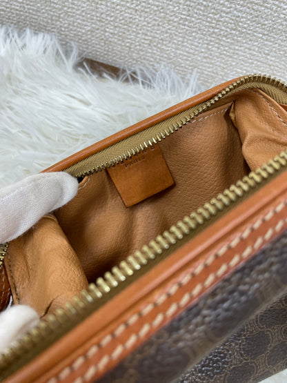 Celine Brown Pouches A-17666