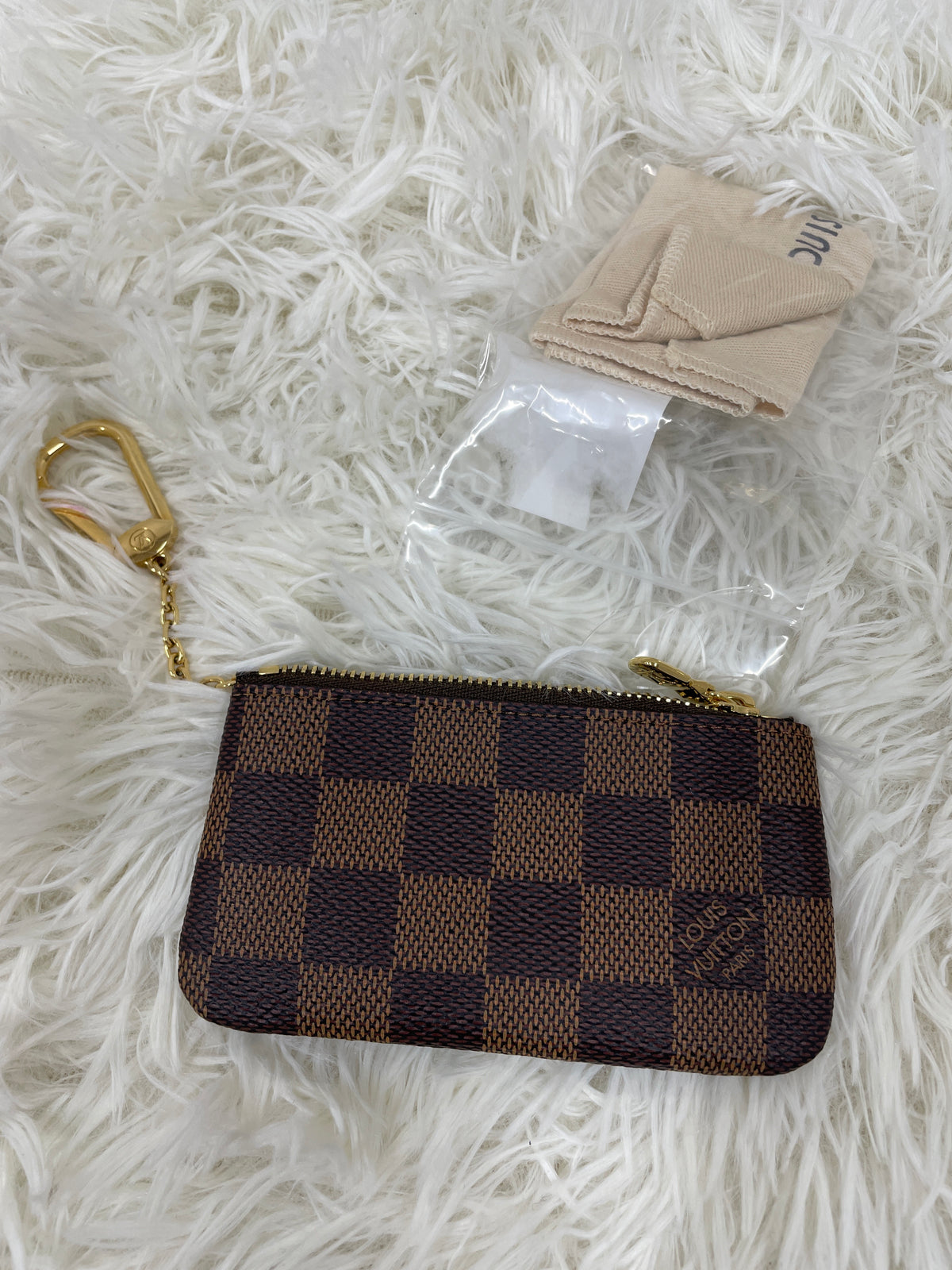 Louis Vuitton Brown Pouches A-17674