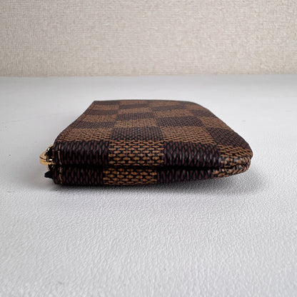Louis Vuitton Brown Pouches A-17674