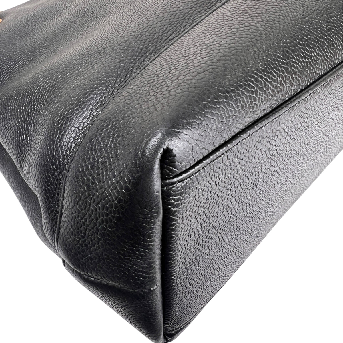 Chanel Black Shoulder Bags A-17681