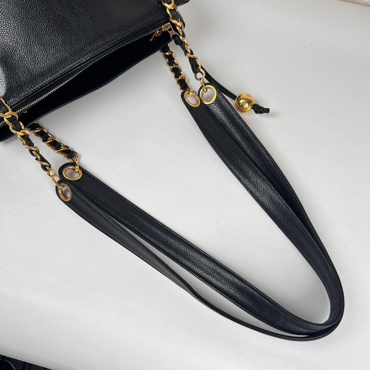Chanel Black Shoulder Bags A-17681
