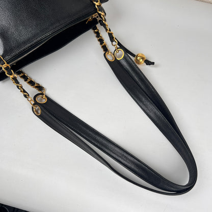 Chanel Black Shoulder Bags A-17681
