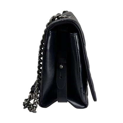 Chanel Black Shoulder Bags A-17682