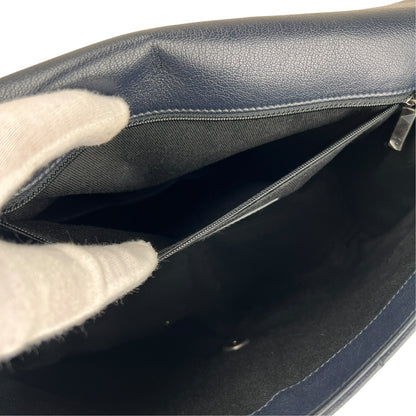 Chanel Black Shoulder Bags A-17682