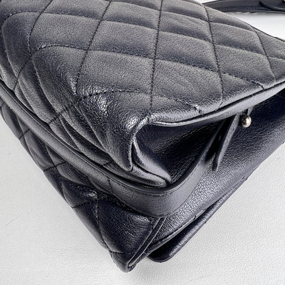 Chanel Black Shoulder Bags A-17682