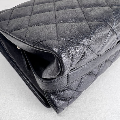 Chanel Black Shoulder Bags A-17682