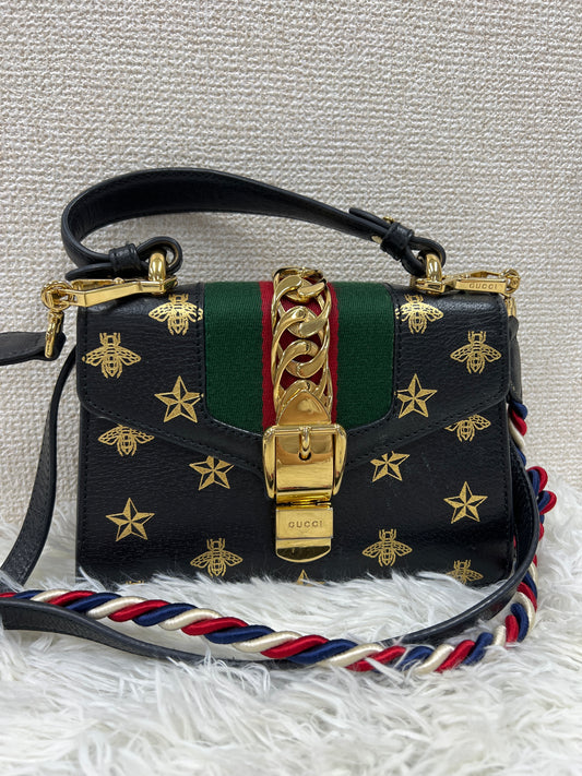Gucci Black Shoulder Bags A-17685