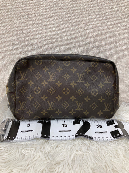 Louis Vuitton Brown Pouches A-17688