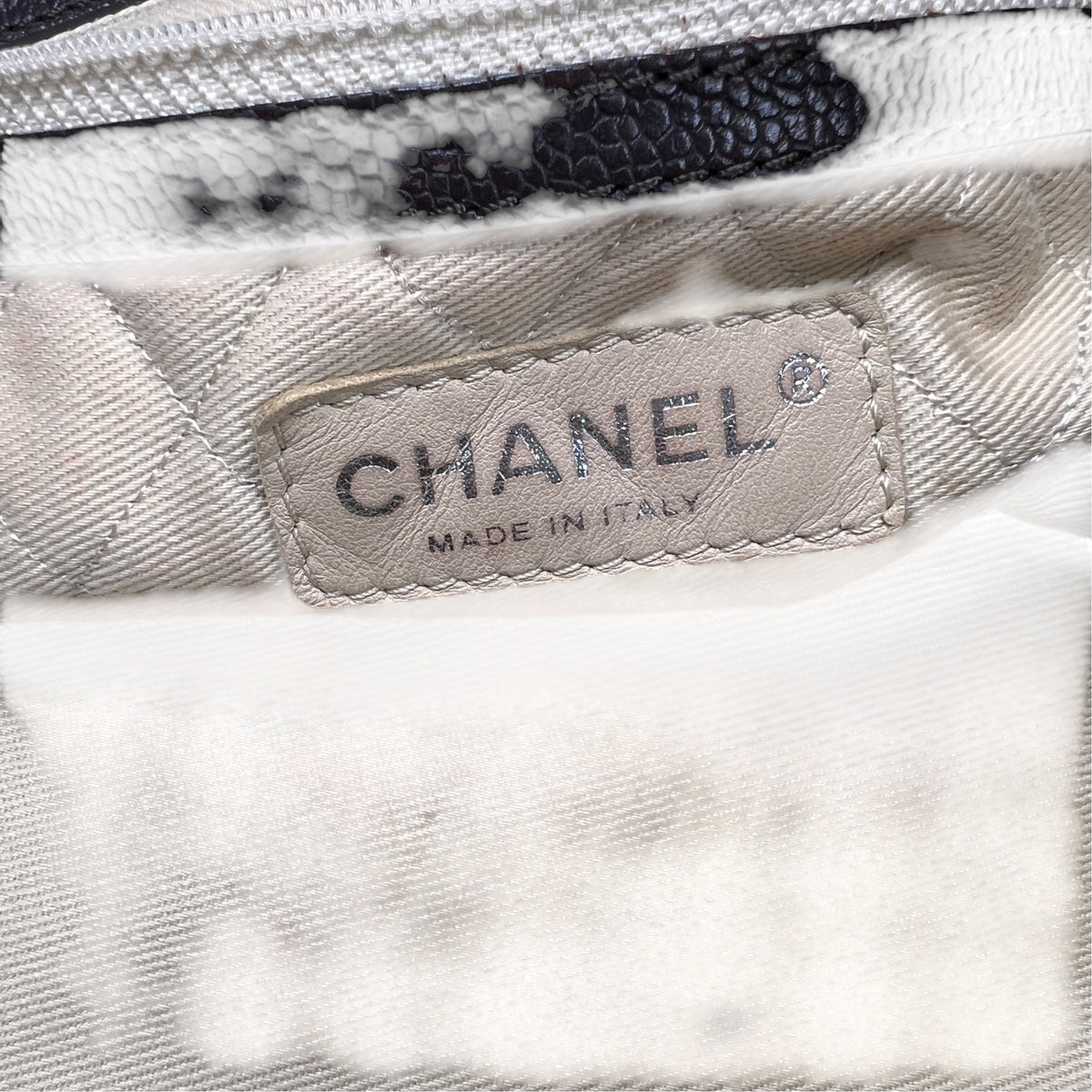 Chanel Brown Tote Bags A-17702