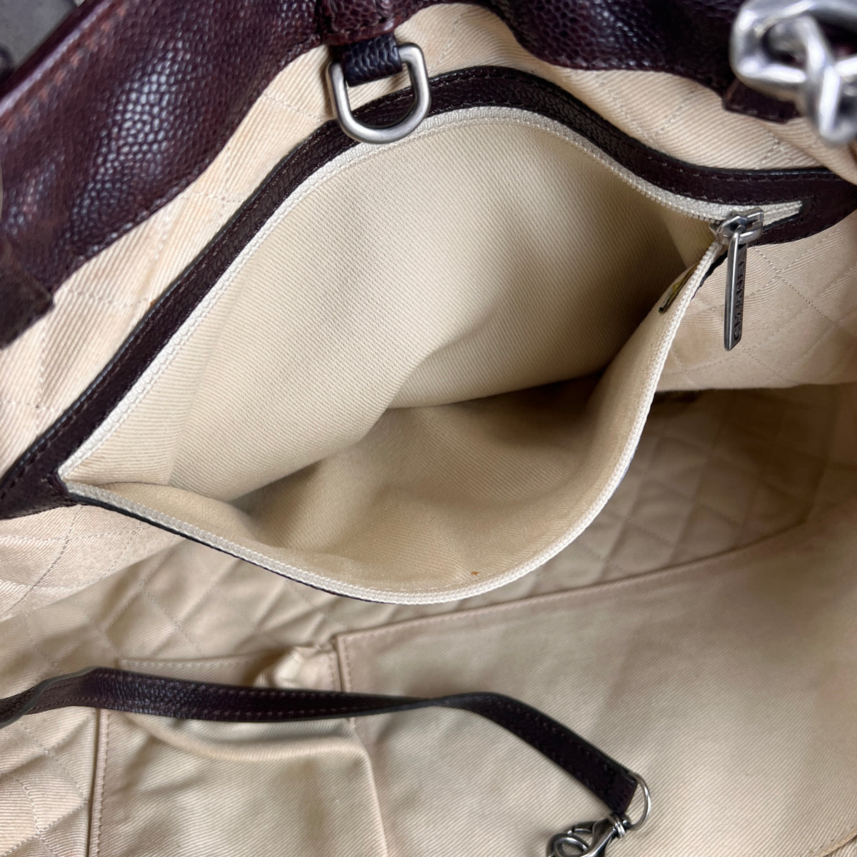 Chanel Brown Tote Bags A-17702