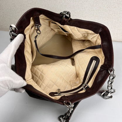 Chanel Brown Tote Bags A-17702