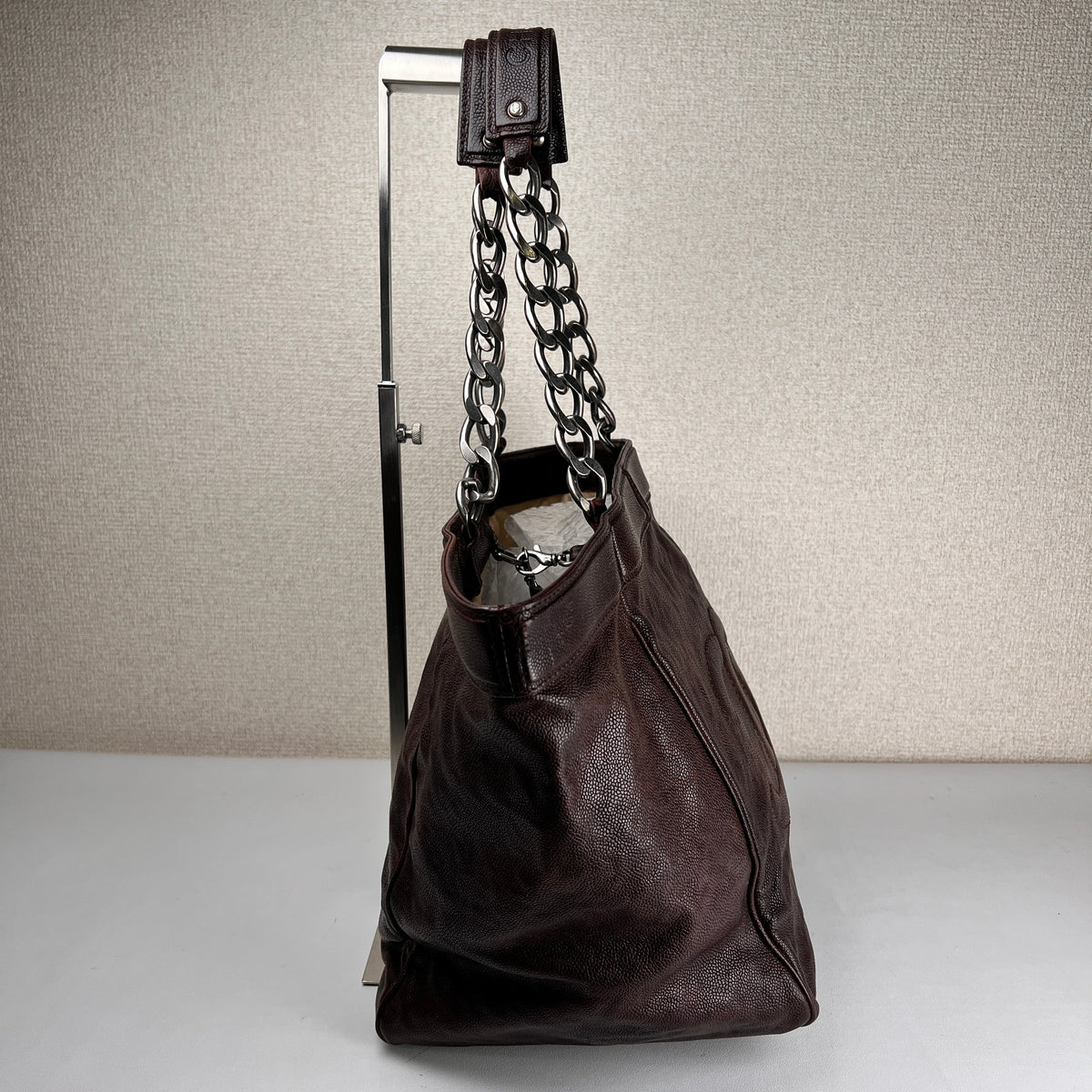 Chanel Brown Tote Bags A-17702