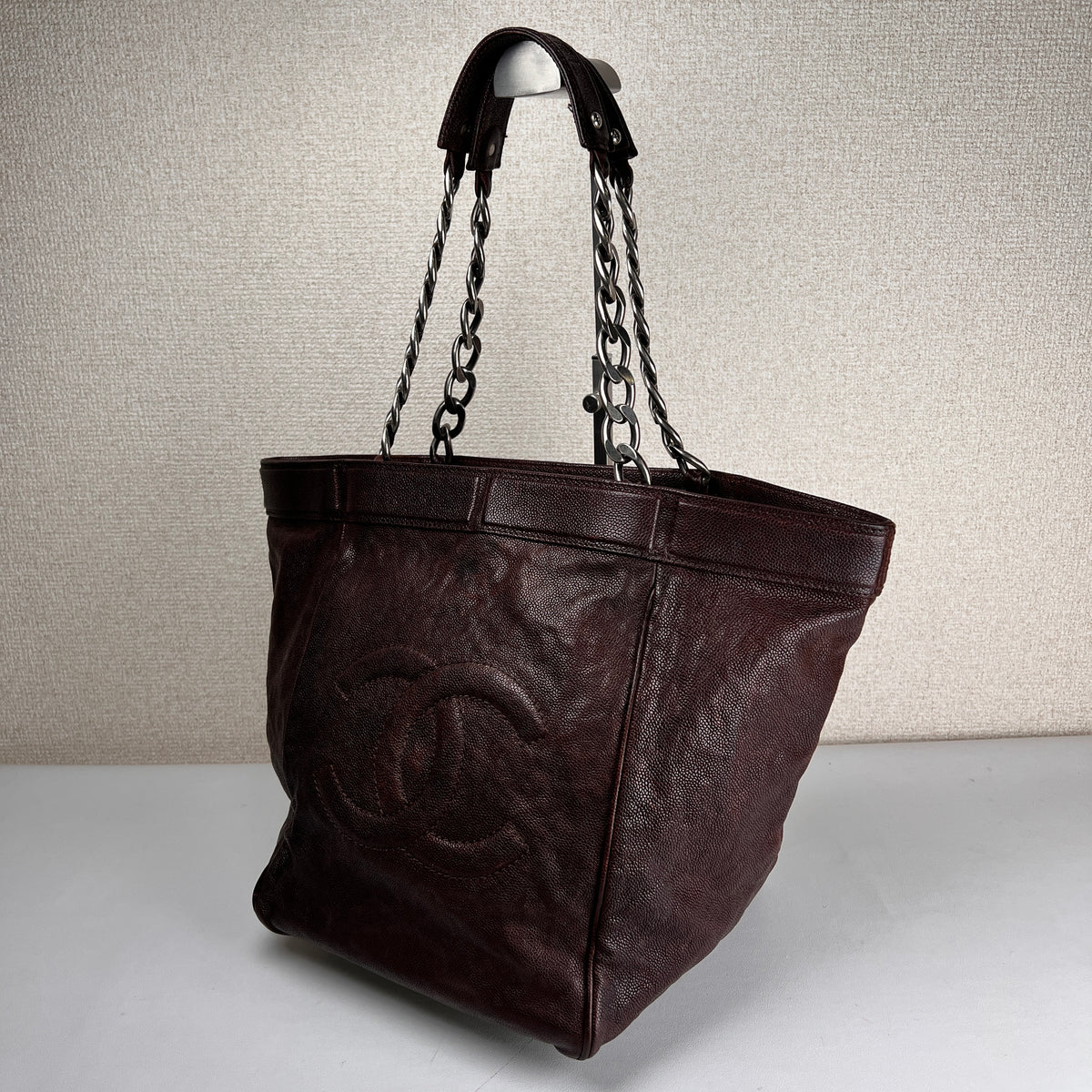 Chanel Brown Tote Bags A-17702
