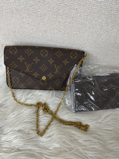 Louis Vuitton Brown Pouches A-17720