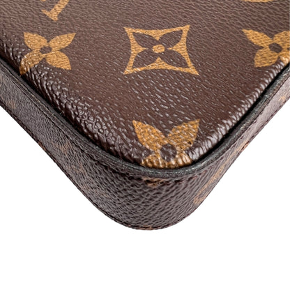 Louis Vuitton Brown Pouches A-17720