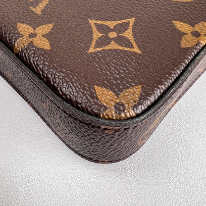 Louis Vuitton Brown Pouches A-17720