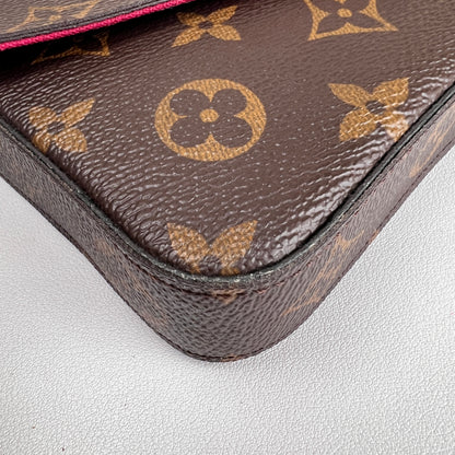 Louis Vuitton Brown Pouches A-17720