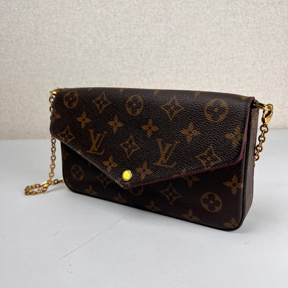 Louis Vuitton Brown Pouches A-17720