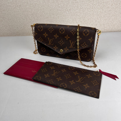 Louis Vuitton Brown Pouches A-17720