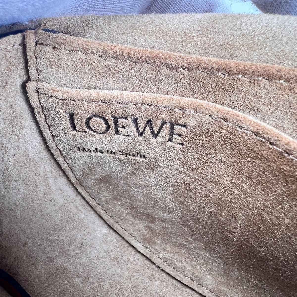 Loewe Red Shoulder Bags A-17722