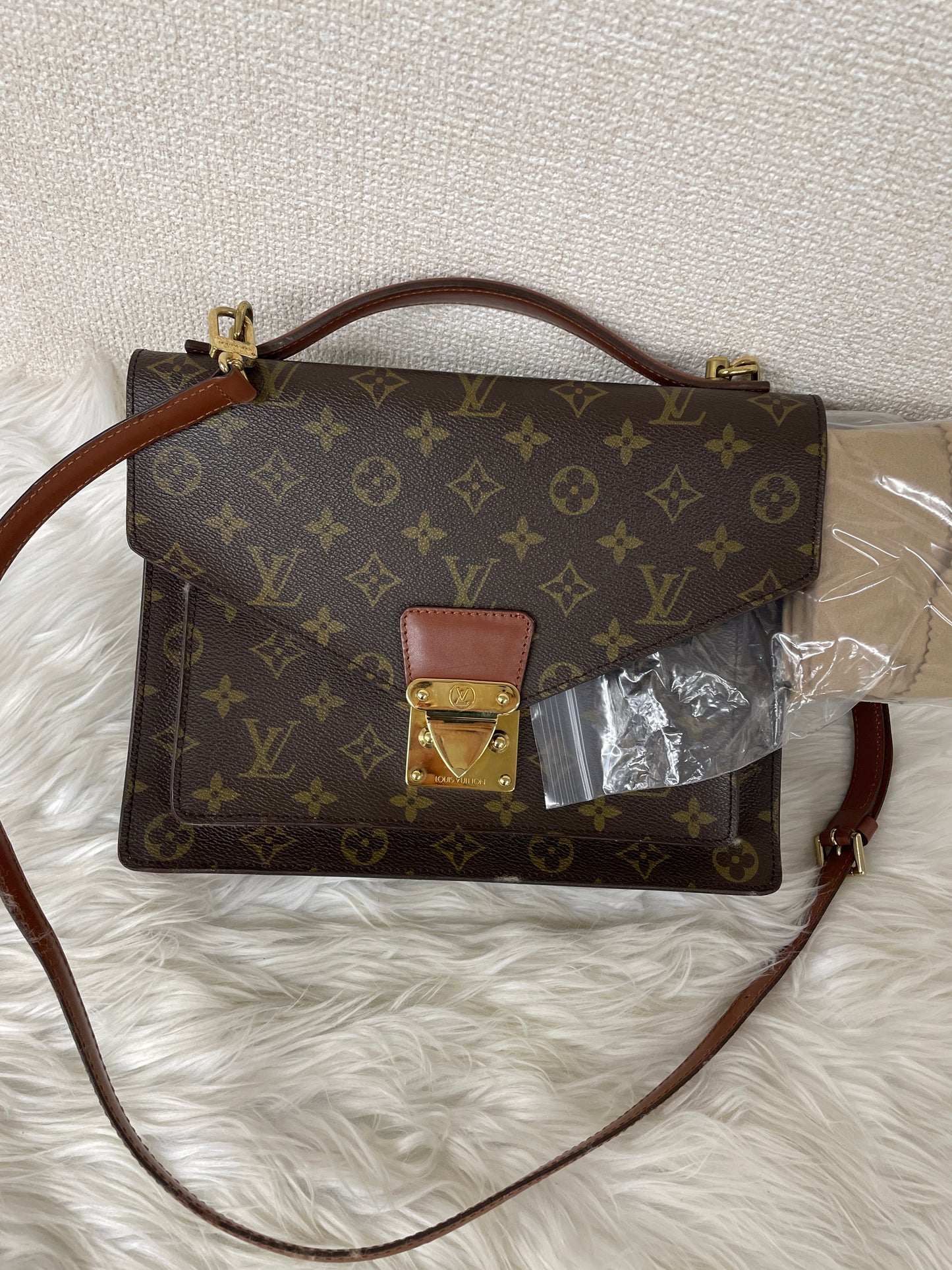 Louis Vuitton Brown Handle Bags A-17726