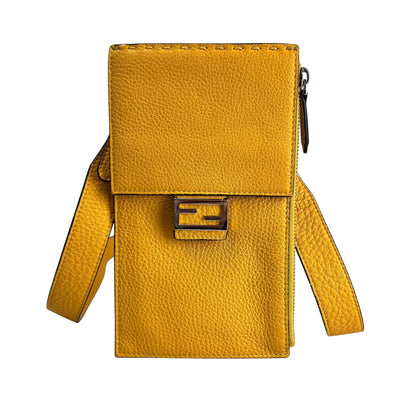 Fendi Yellow Shoulder Bags A-17730