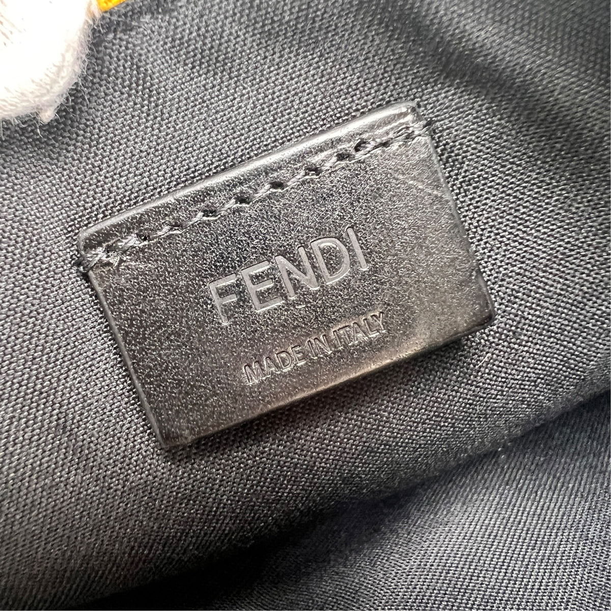 Fendi Yellow Shoulder Bags A-17730