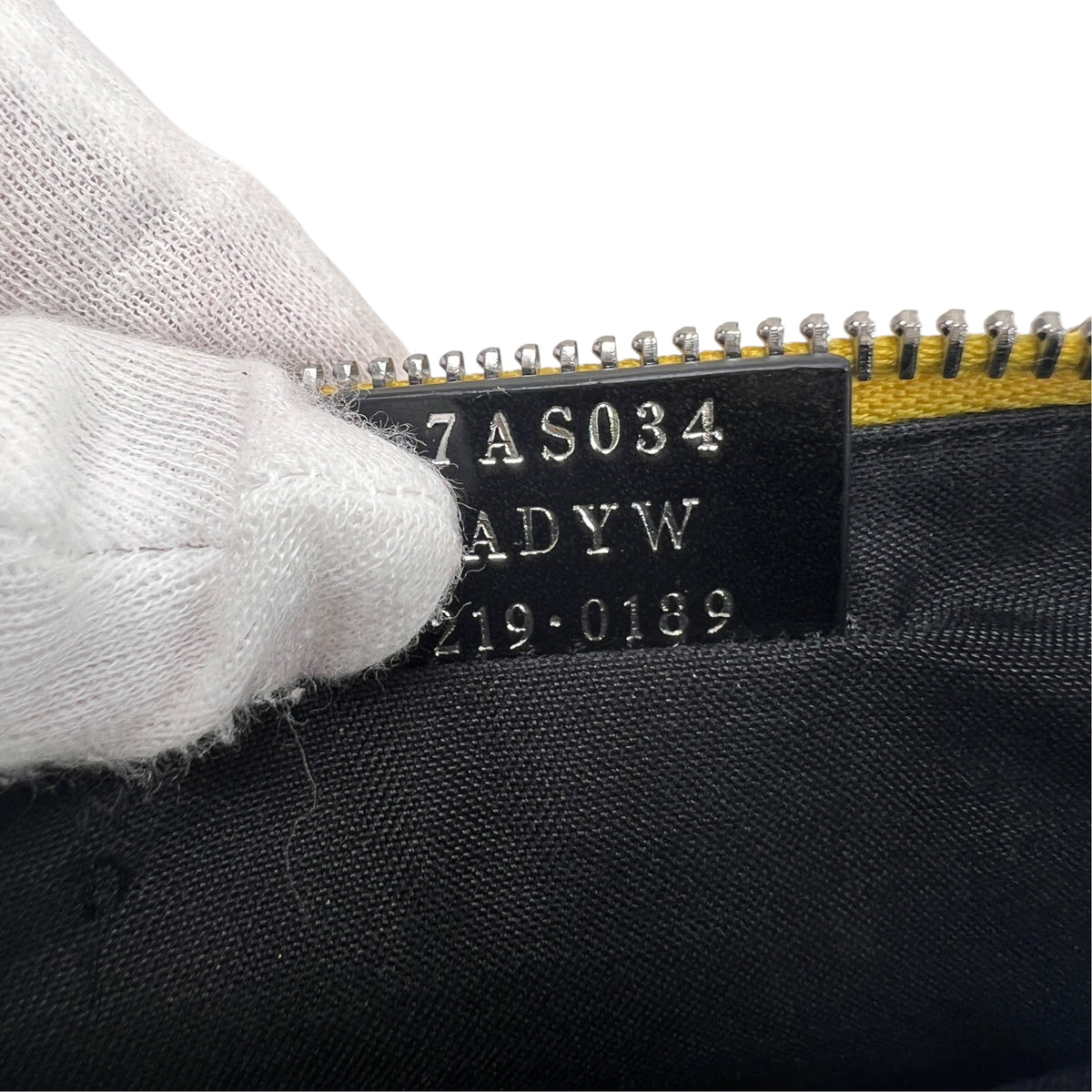 Fendi Yellow Shoulder Bags A-17730