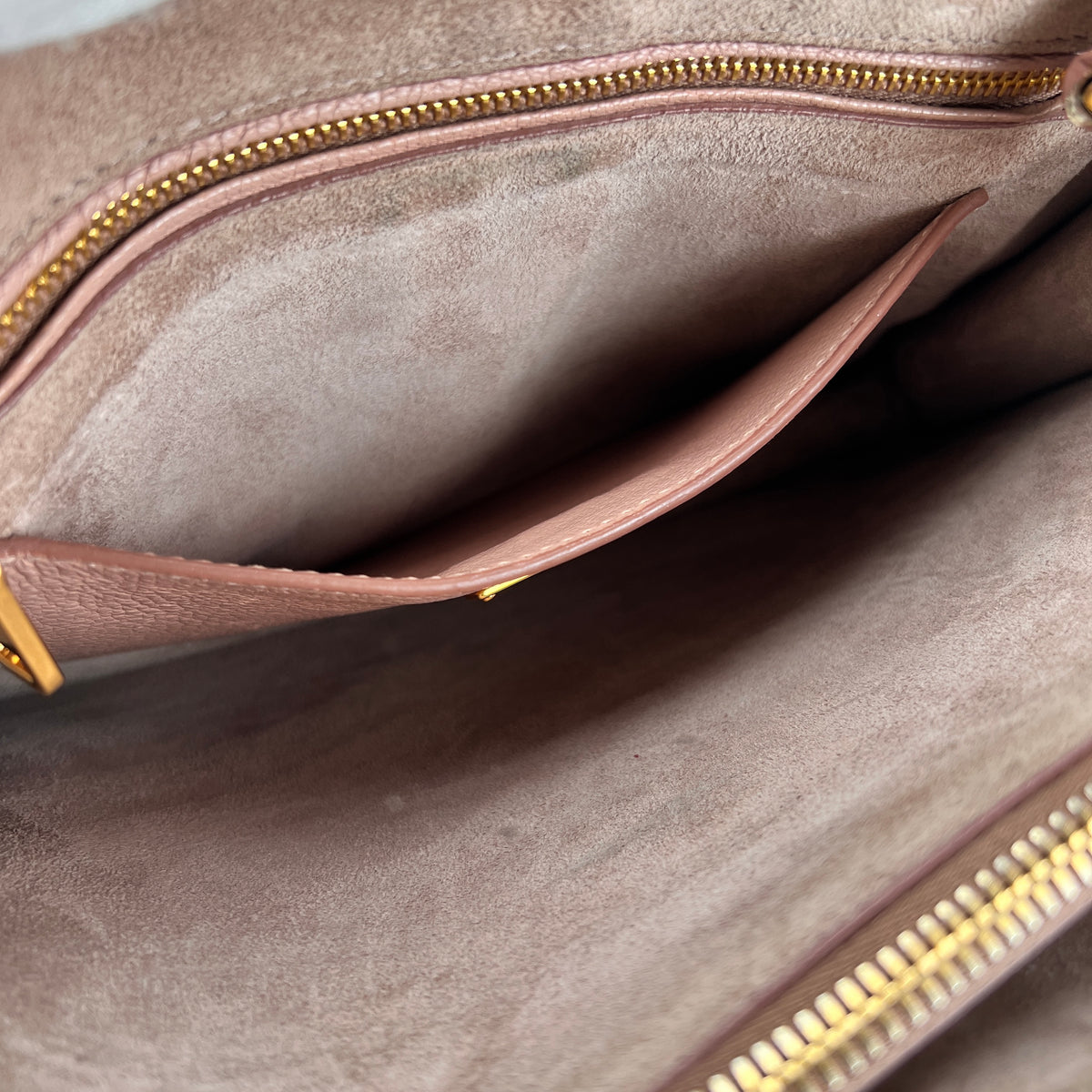 Miu Miu Pink Tote Bags A-17732