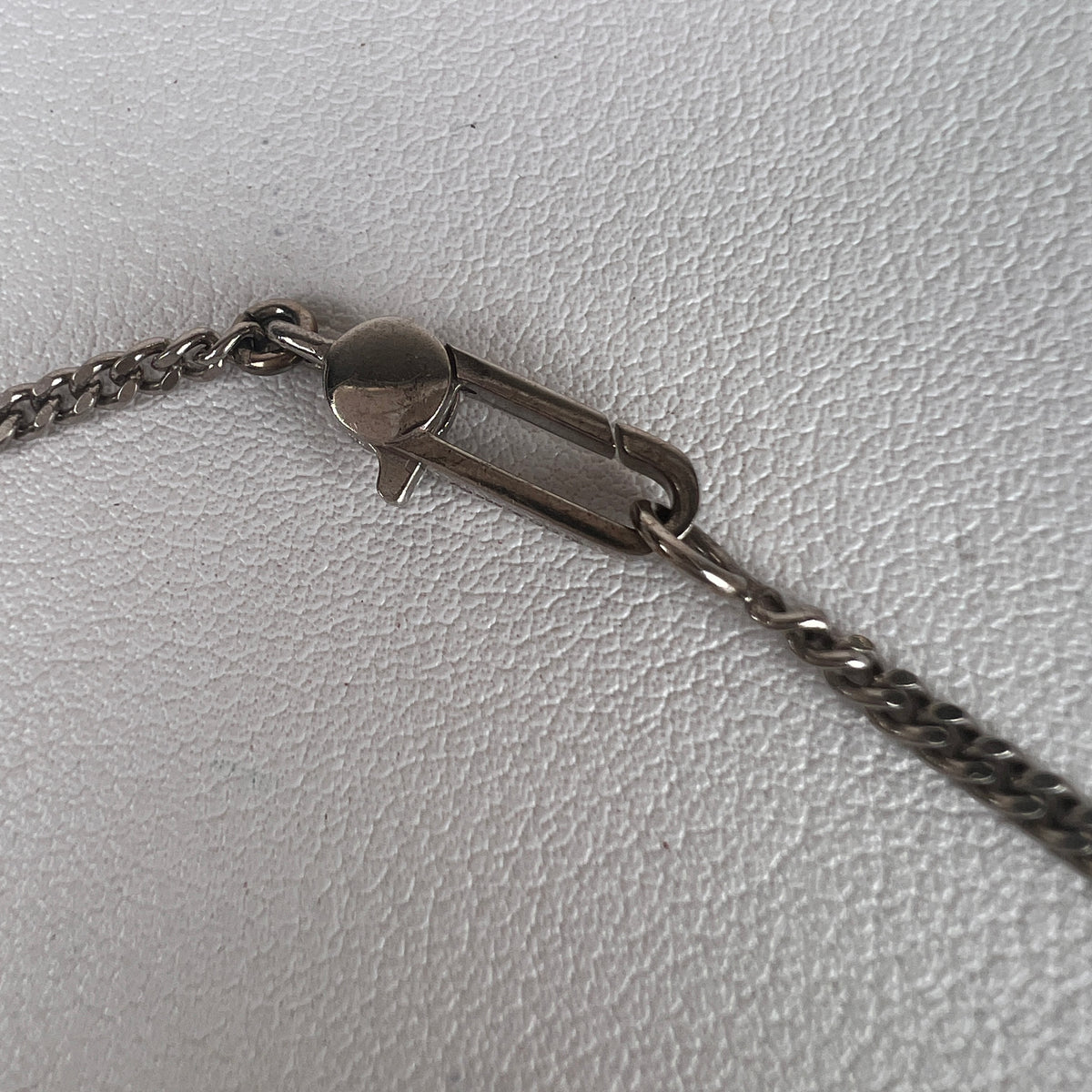 Gucci Silver Necklaces A-17758