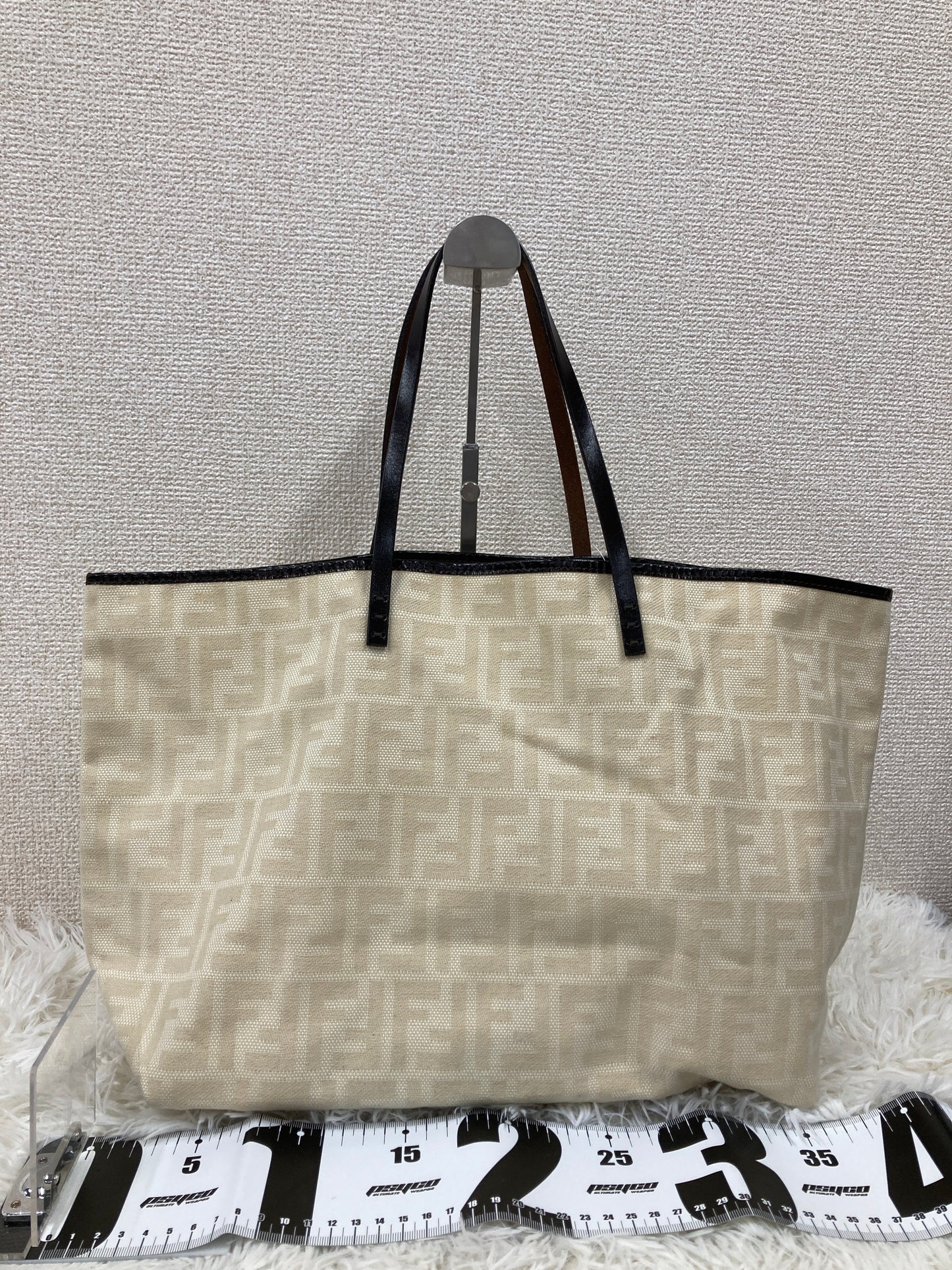 Fendi Beige Handle Bags A-17769