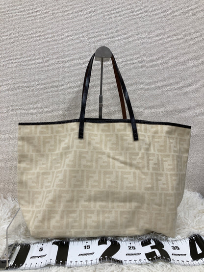 Fendi Beige Handle Bags A-17769