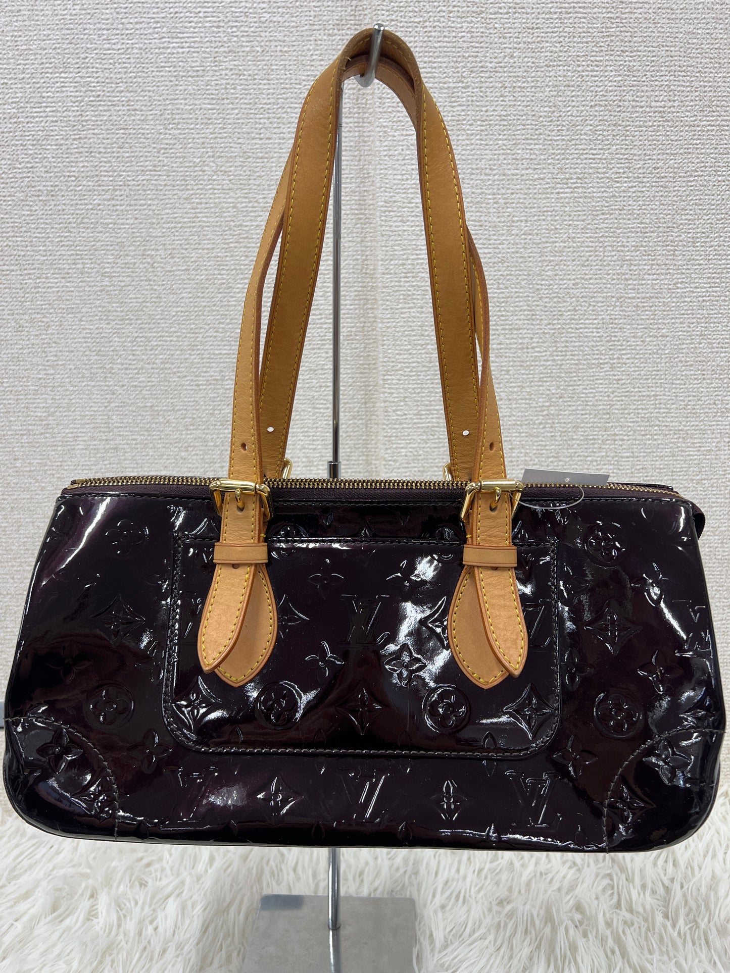 Louis Vuitton Black Handle Bags A-17777