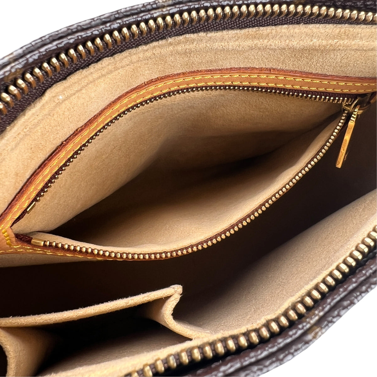 Louis Vuitton Brown Handle Bags A-17778