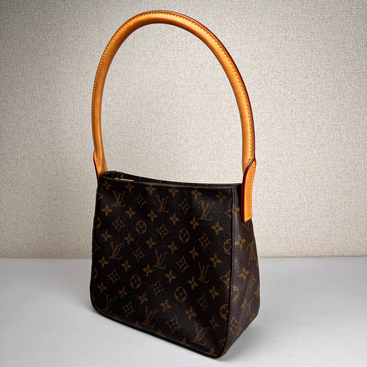 Louis Vuitton Brown Handle Bags A-17778