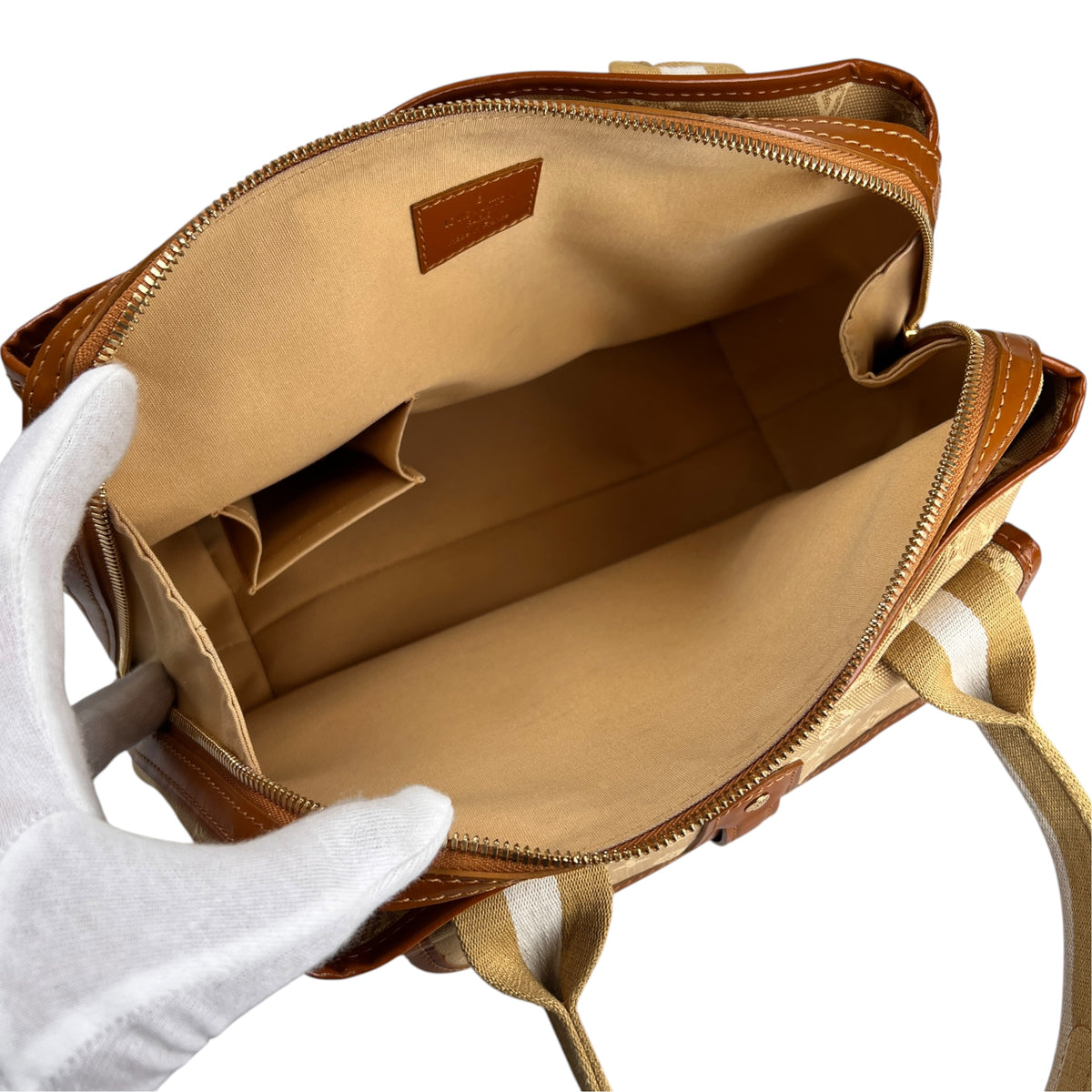 Louis Vuitton Beige Handle Bags A-17782