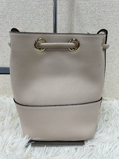 Ferragamo White Shoulder Bags A-17784