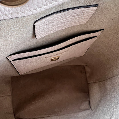Ferragamo White Shoulder Bags A-17784