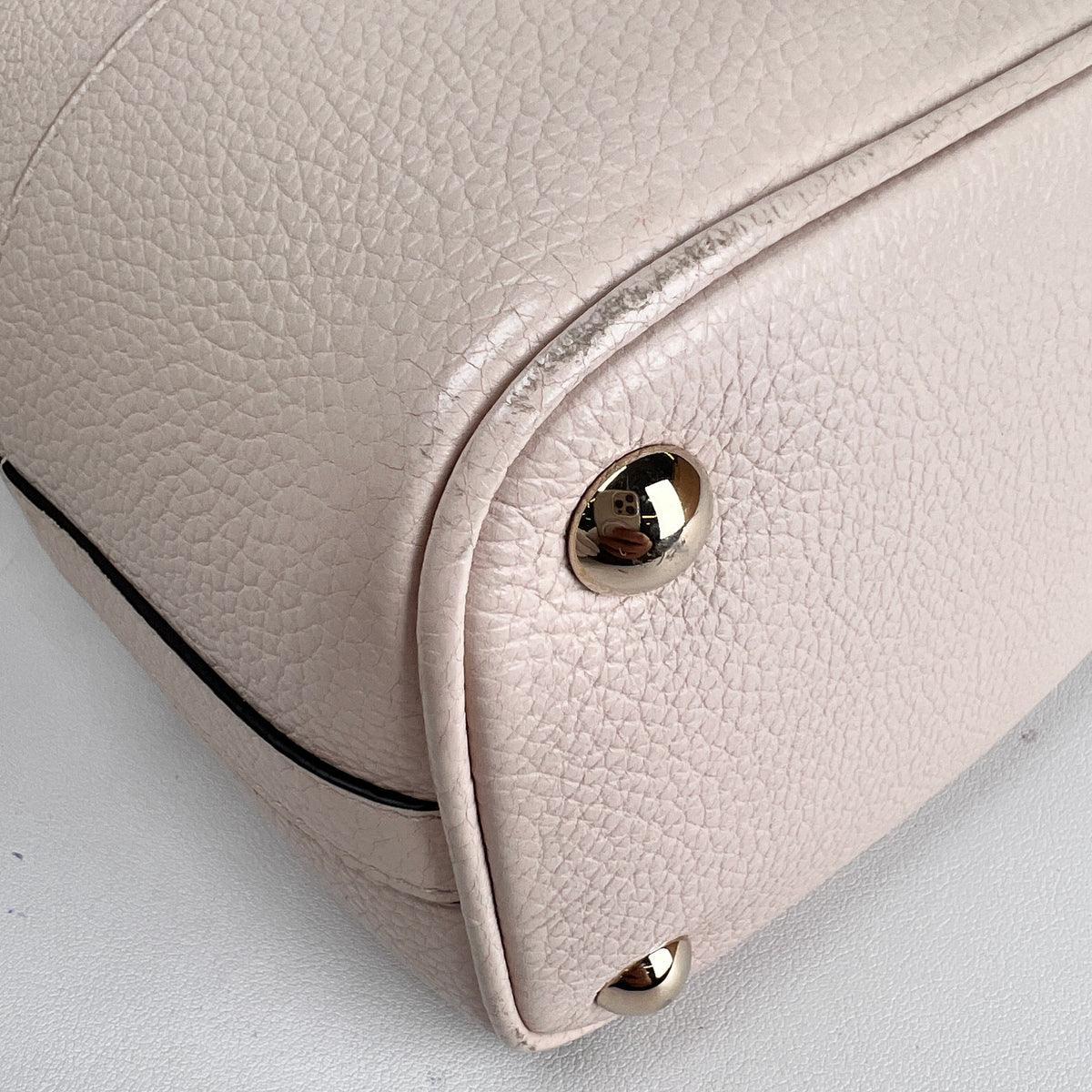 Ferragamo White Shoulder Bags A-17784