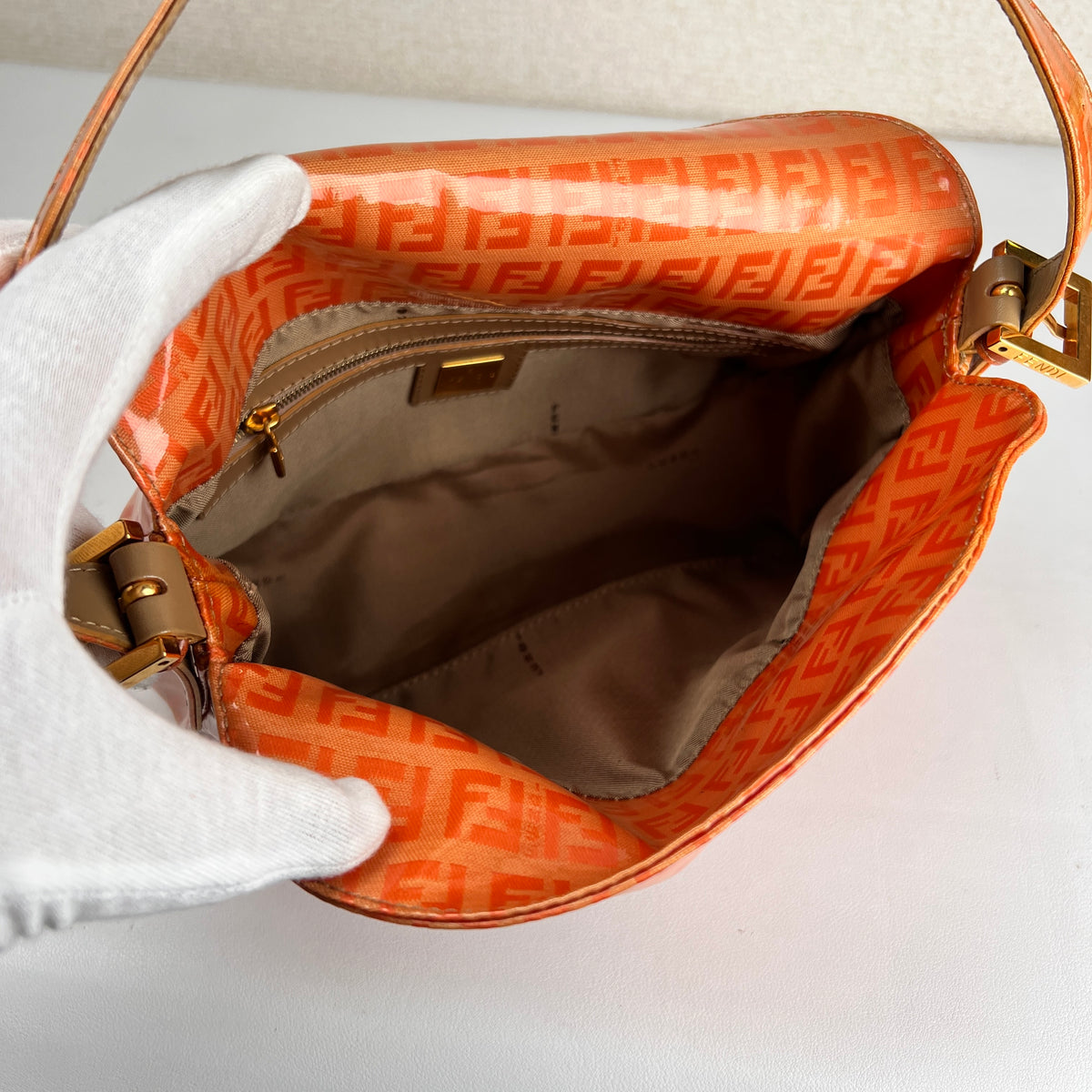 Fendi Orange Shoulder Bags A-17785
