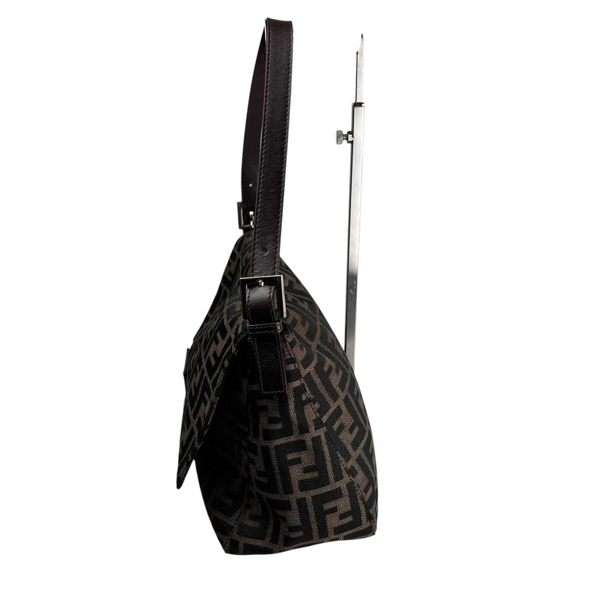 Fendi Brown Shoulder Bags A-17786