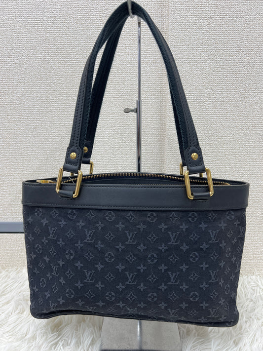 Louis Vuitton Navy Shoulder Bags A-17787
