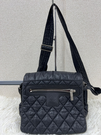 Chanel Black Shoulder Bags A-17792
