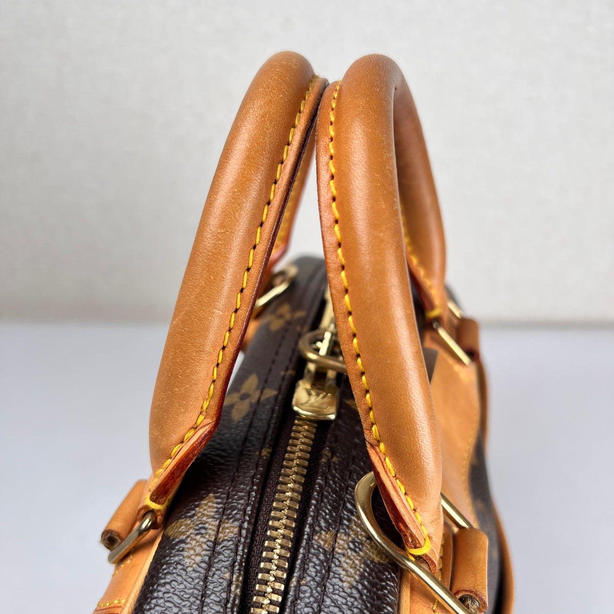 Louis Vuitton Brown Handle Bags A-17793