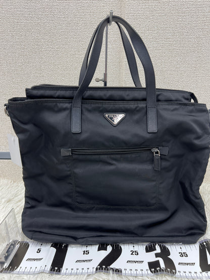 Prada Black Tote Bags A-17794