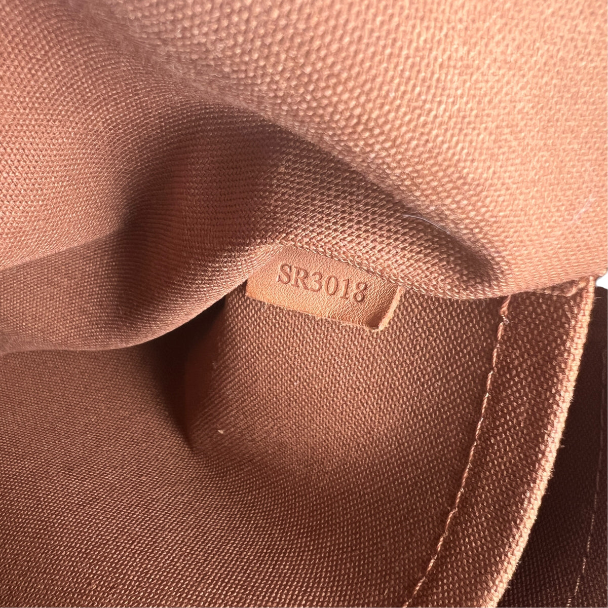 Louis Vuitton Brown Handle Bags A-17797