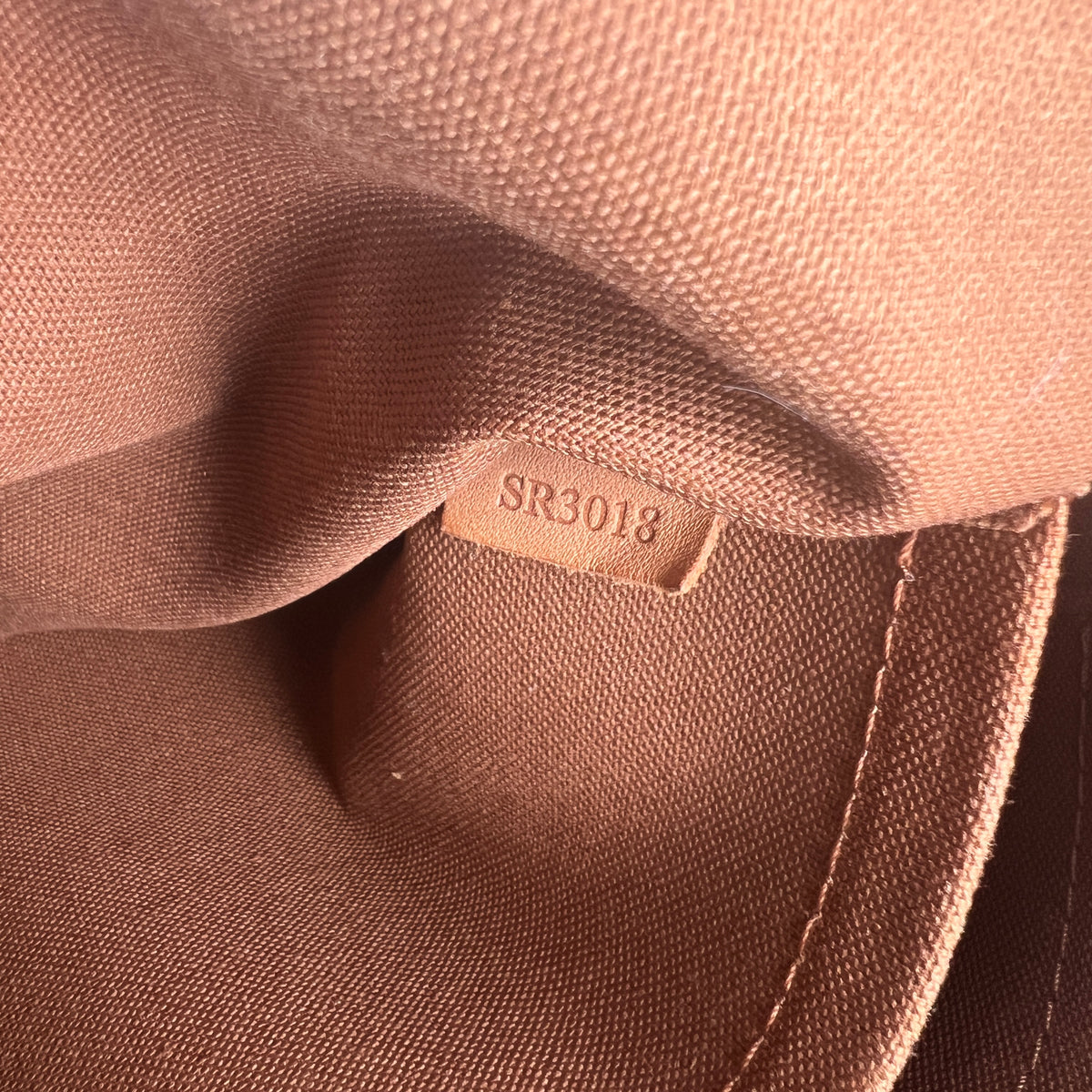 Louis Vuitton Brown Handle Bags A-17797