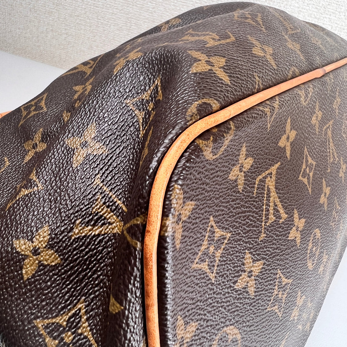Louis Vuitton Brown Handle Bags A-17797