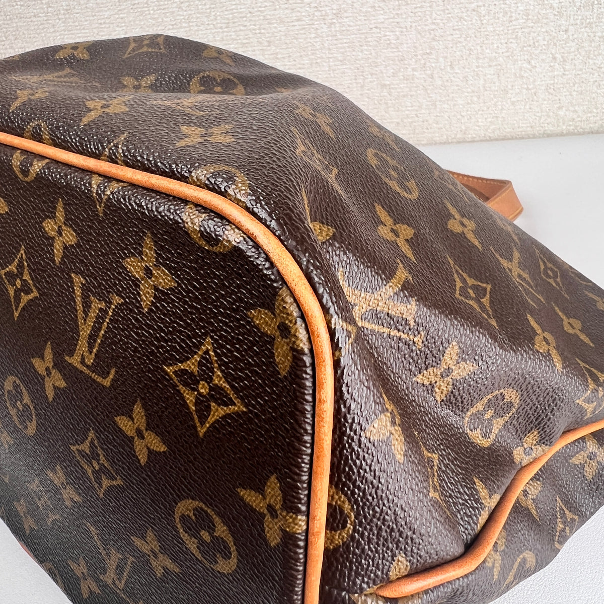 Louis Vuitton Brown Handle Bags A-17797
